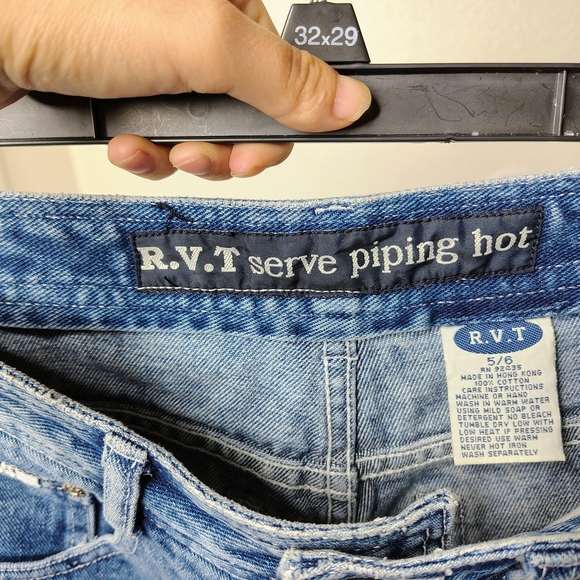 R.V.T Serve Piping Hot Patchwork Blue Jeans Sz 5/6 High Rise Straight Leg NWOT - Picture 3 of 15